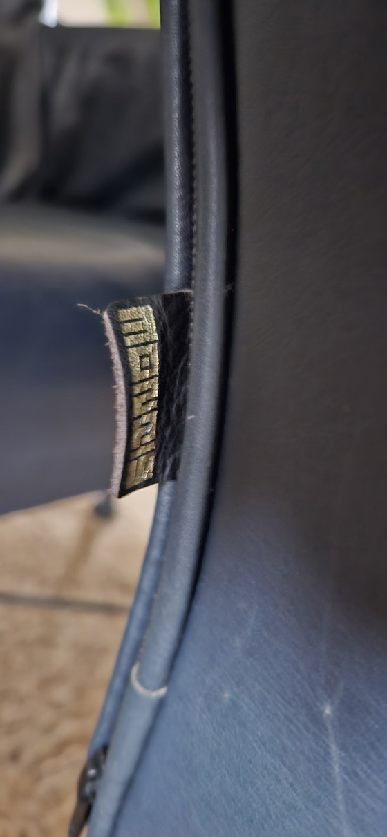 Image 1 of 4X Montis Charles