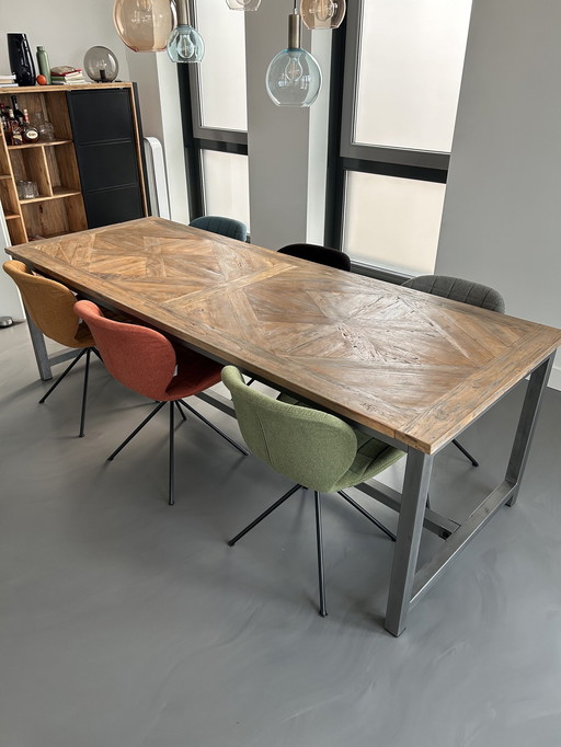 Table de salle à manger Interiordirekt d'origine indonésienne