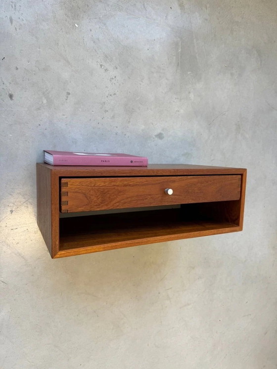 Image 1 of Armoire murale vintage Kai Kristiansen Teck