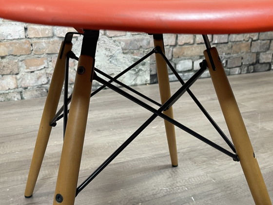 Image 1 of 6X Vitra Dsw Orange