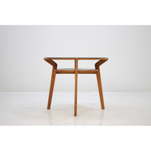 Table basse vintage en hêtre par Interier Praha, Tchécoslovaquie