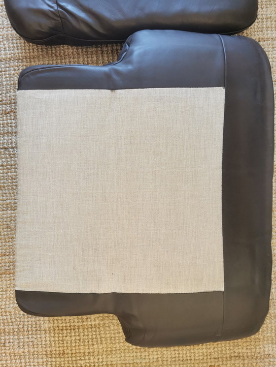 Image 1 of 2X Fauteuils 'Kangourou' De Sede Avec 1 Tabouret Par Hans Eichenberger