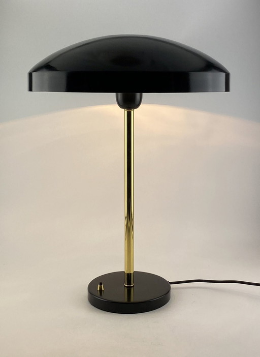 Rare lampe de table Ufo noir et or de Louis Kalff pour Philips