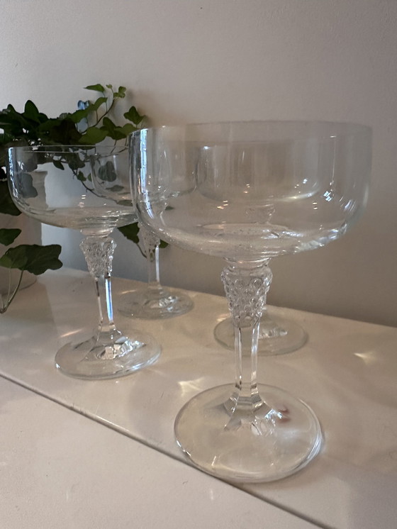 Image 1 of Verres à champagne coupés en cristal