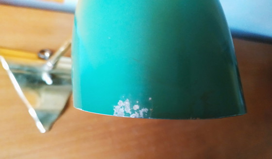 Image 1 of Lampe 1950 Vintage En Laiton Et Métal Laqué Vert Goût Mategot