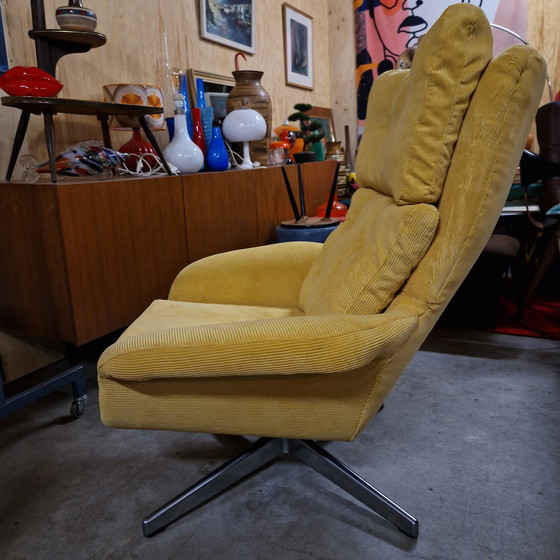 Image 1 of Ribbon Vintage Swivel Chair Reupholstered