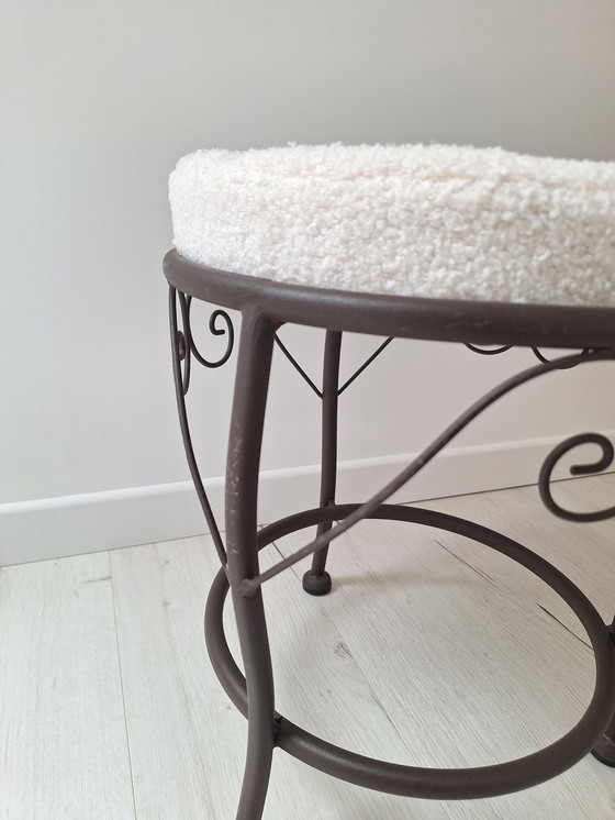 Image 1 of Tabouret En Fer Et Coussin En Tissu Bouclette