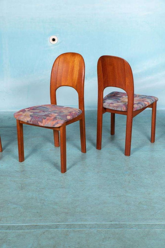 Image 1 of Japandi Chaises de salle à manger design danois 70s teck