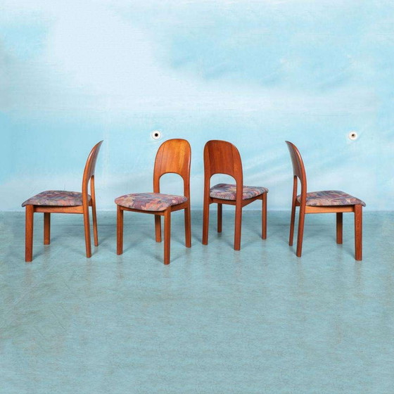 Image 1 of Japandi Chaises de salle à manger design danois 70s teck