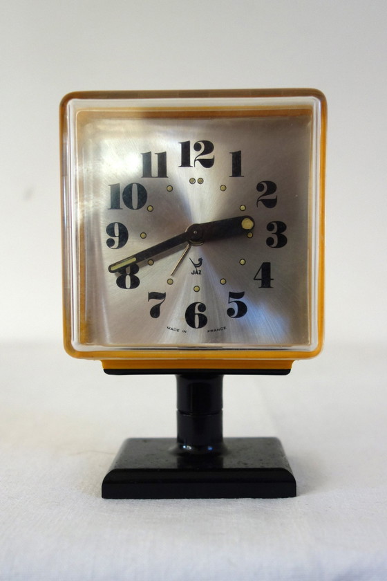 Image 1 of Superbe Réveil Jaune Sur Pied Vintage 70's JAZ