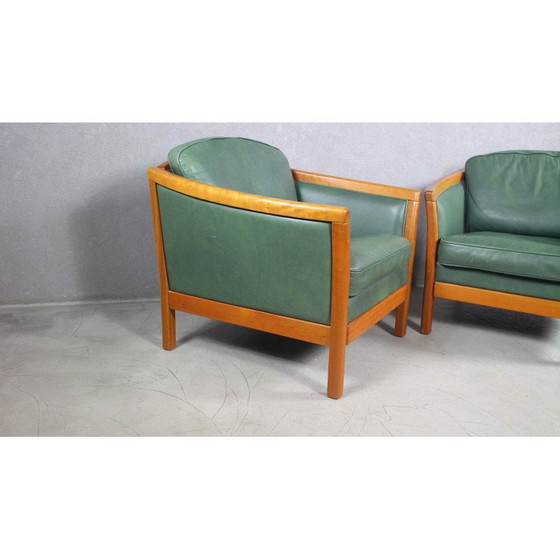 Image 1 of Paire de fauteuils vintage en cuir vert et bois de cerisier massif, Danemark 1970