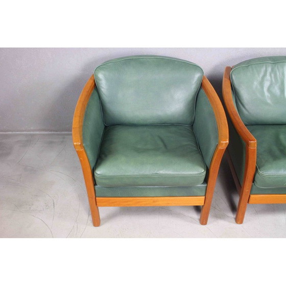Image 1 of Paire de fauteuils vintage en cuir vert et bois de cerisier massif, Danemark 1970