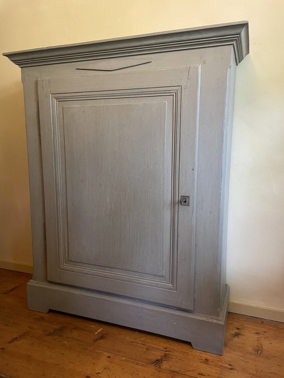 Image 1 of Armoire basse Armoire de cuisine Armoire de rangement Français