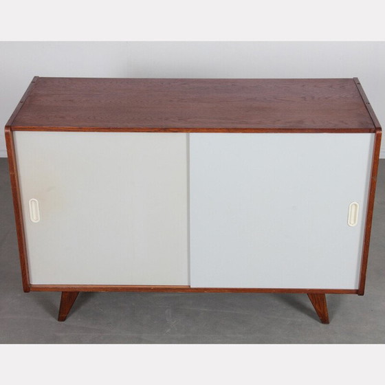 Image 1 of Commode vintage modèle U-452 en chêne par Jiri Jiroutek pour Interier Praha, Tchécoslovaquie 1960