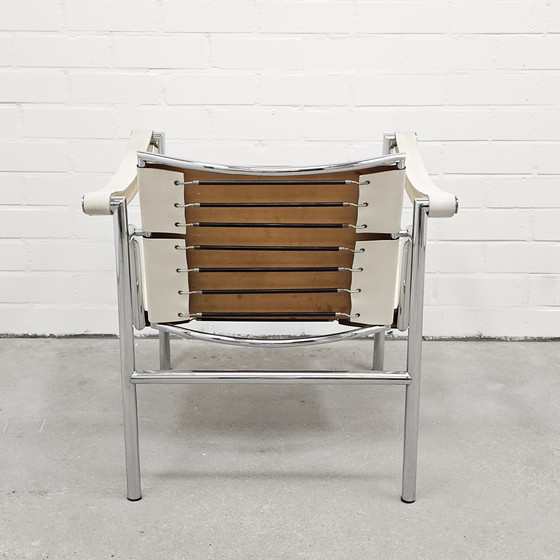 Image 1 of Fauteuil Vintage en Cuir Réplique Le Corbusier Lc1