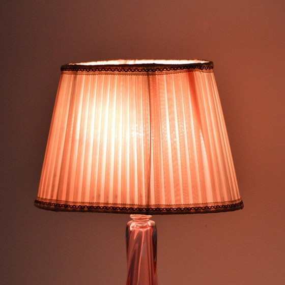 Image 1 of Lampe de table Val St-Lambert du milieu du siècle en cristal rose, Belgique 1960