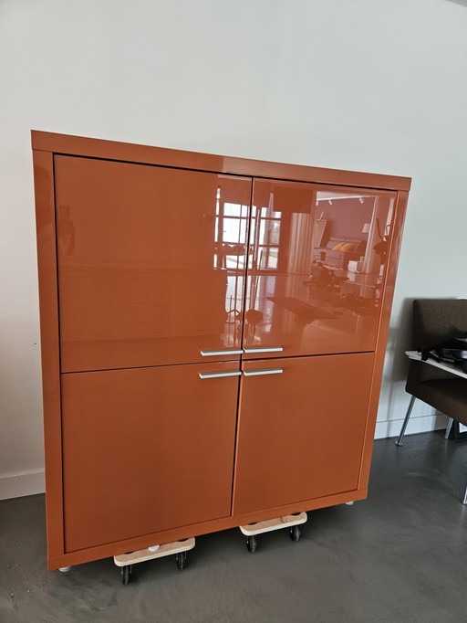 Enzo Luca - Armoire en bois massif au design moderne