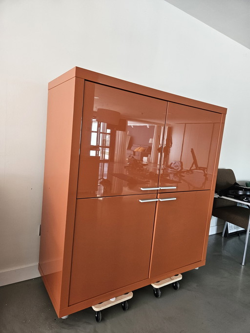 Enzo Luca - Armoire en bois massif au design moderne