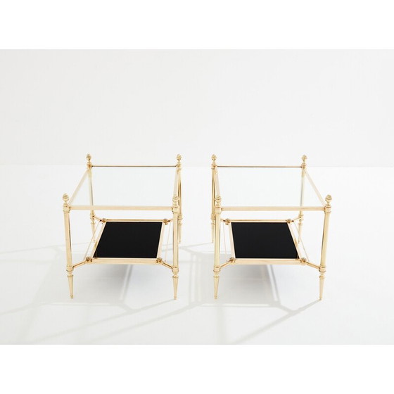 Image 1 of Paire de tables d'appoint vintage en laiton et verre opalin pour La Maison Jansen, 1970