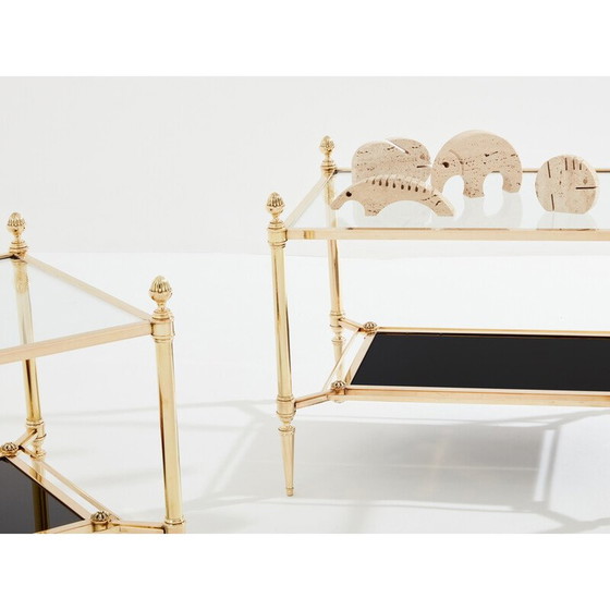 Image 1 of Paire de tables d'appoint vintage en laiton et verre opalin pour La Maison Jansen, 1970