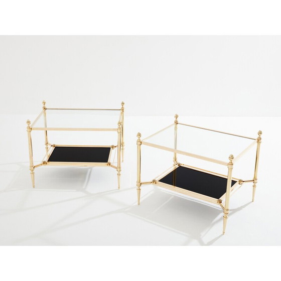 Image 1 of Paire de tables d'appoint vintage en laiton et verre opalin pour La Maison Jansen, 1970