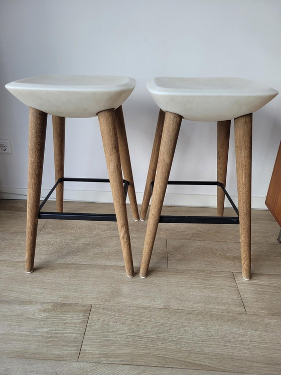 Image 1 of 2x Tabouret Pebble Par Benjamin Hubert