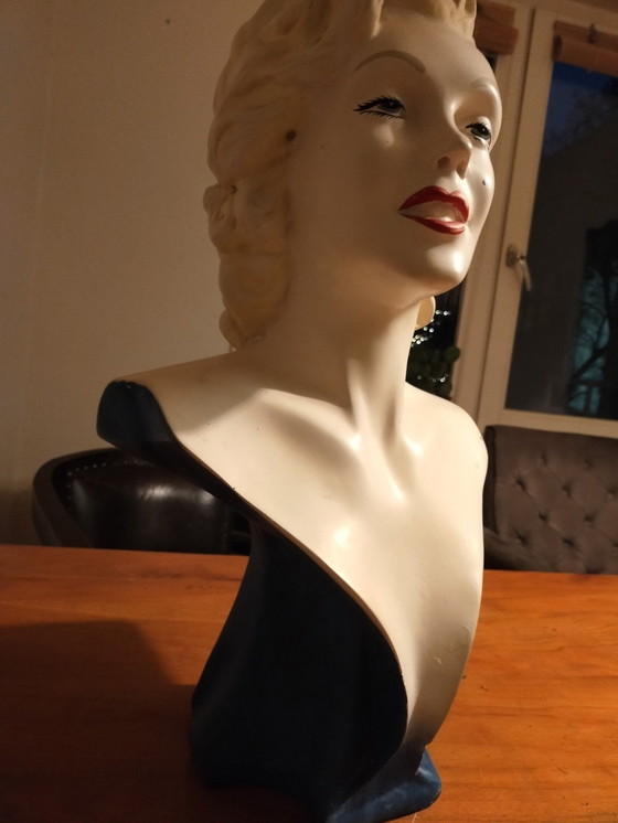 Image 1 of Statue de Marylin Monro Heavey. Original !