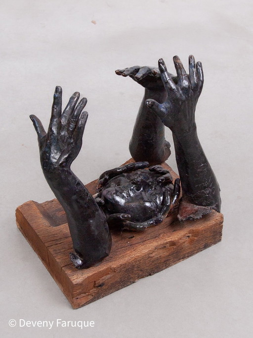 Sculpture de mains en céramique émaillée 1970S Belgique Artiste inconnu