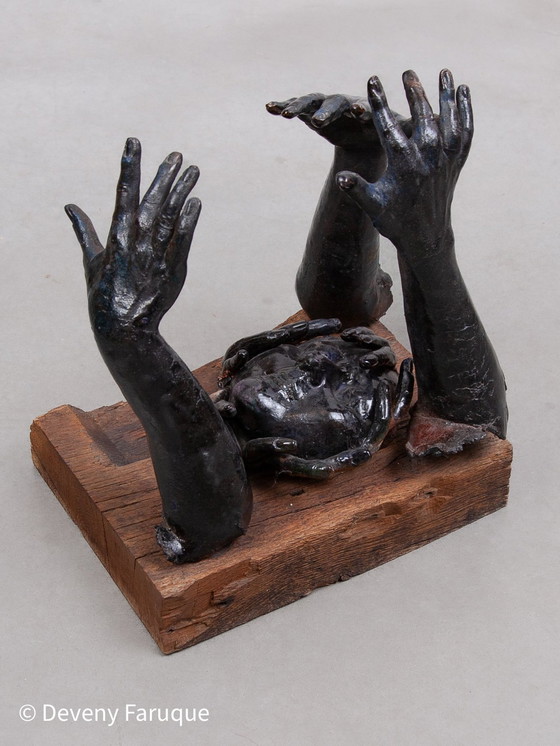 Image 1 of Sculpture de mains en céramique émaillée 1970S Belgique Artiste inconnu