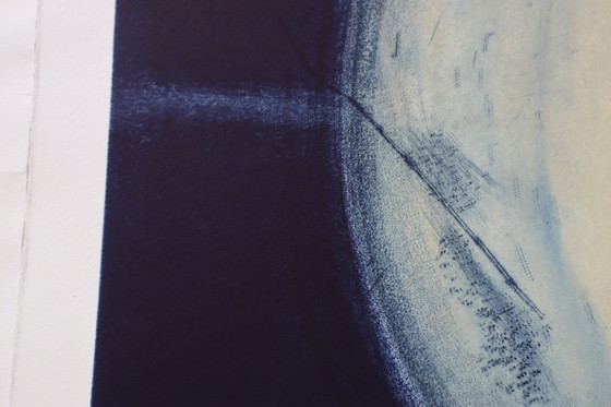 Image 1 of Gravure en couleur Antonia Dombrowsky 1992- Gravure en couleur Papier à la main en forme de feuille