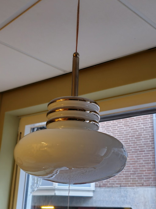 Plafonnier suspendu vintage Leclair & Schäfer Opaline