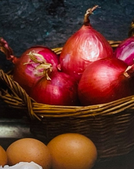 Image 1 of Nature morte "Oignons et œufs" de Mos Merab Samii