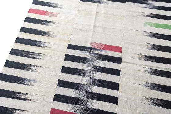 Image 1 of Designer Kelim Fars tissé à la main - 201 X 156 cm - New