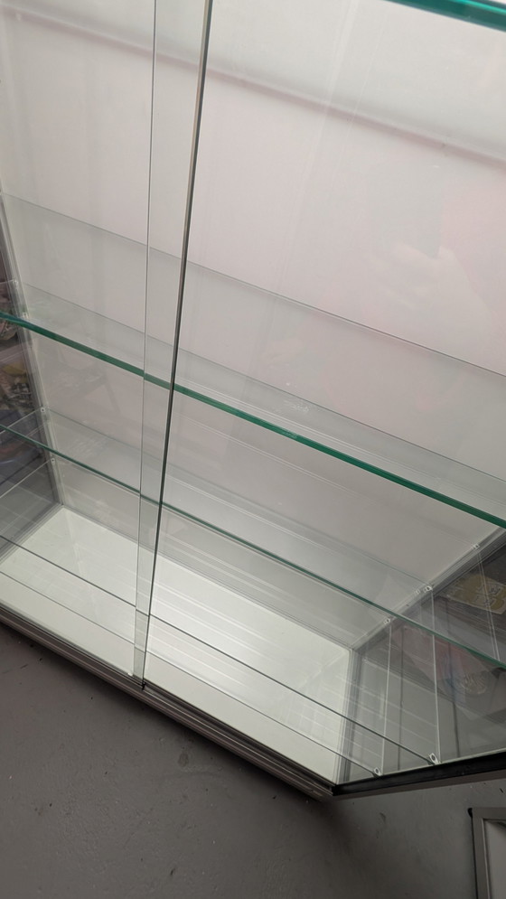 Image 1 of Grande vitrine professionnelle en verre