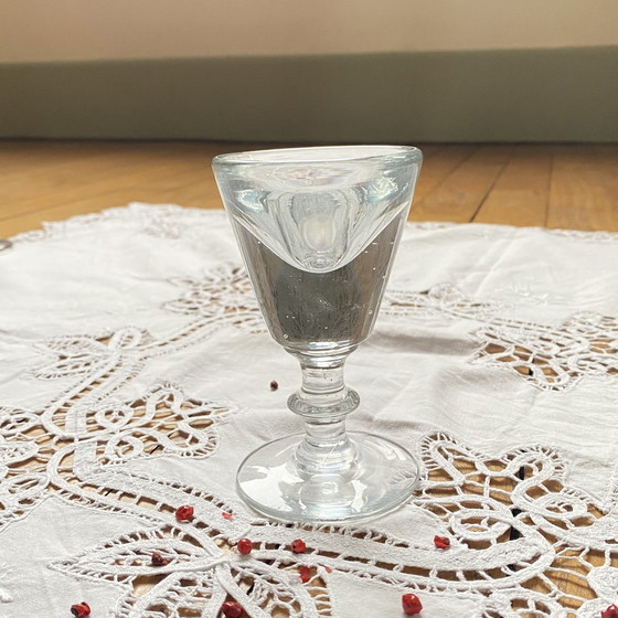 Image 1 of Verre À Liqueur À Pied De Bistrot Français Ancien Fin Du Xixe Siècle 