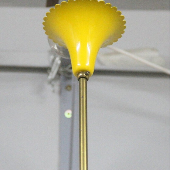 Image 1 of Lustre vintage en laiton et métal laqué jaune, Italie 1950