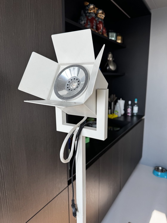 Image 1 of Lampadaire de style industriel