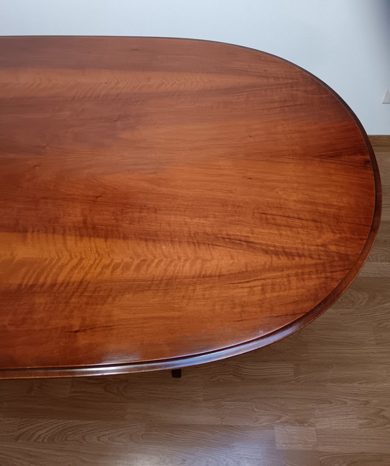 Image 1 of Table À Manger Ovale, En Noyer, Expozione Mobili Cantu, (La Permanente) Années 40
