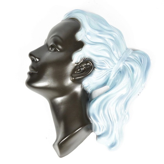 Image 1 of Figurine murale vintage en céramique représentant une femme, Allemagne 1950