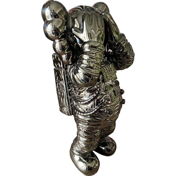 Image 1 of Figurine vintage en résine solide
