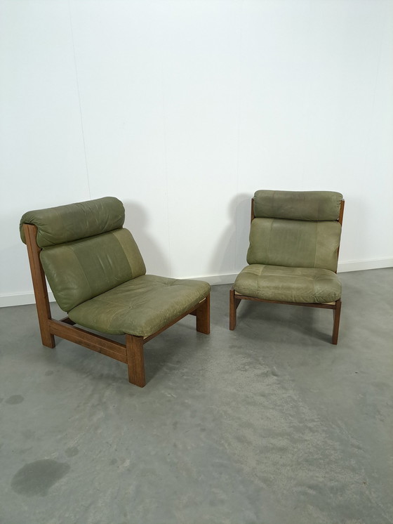 Image 1 of Chaise en cuir vert avec bois de chêne