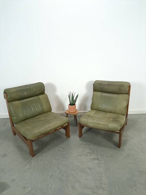 Image 1 of Chaise en cuir vert avec bois de chêne