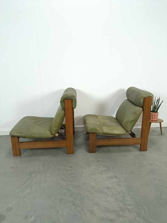 Image 1 of Chaise en cuir vert avec bois de chêne