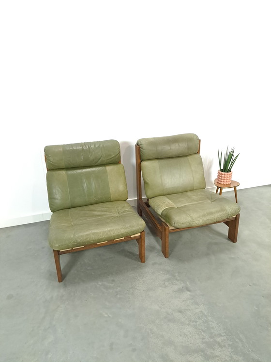 Image 1 of Chaise en cuir vert avec bois de chêne