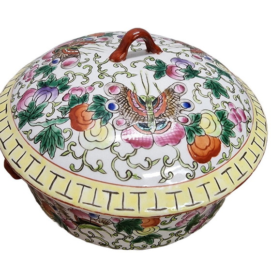 Image 1 of Tambour en porcelaine chinoise avec papillons Début du 20e siècle