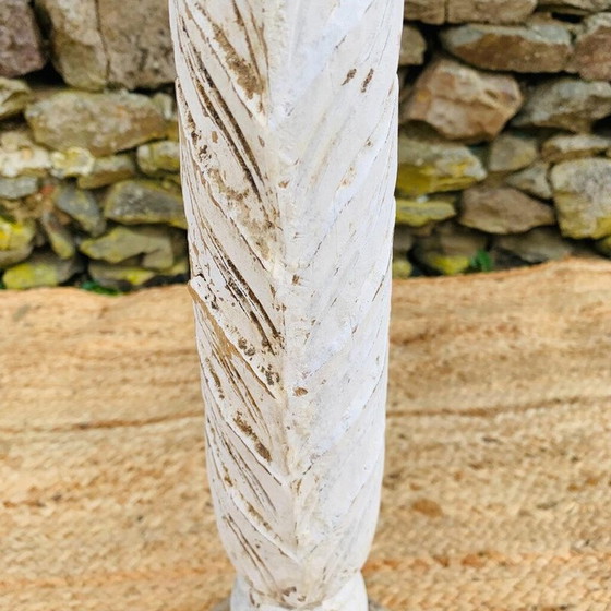 Image 1 of Paire de pique-bougies vintage en bois