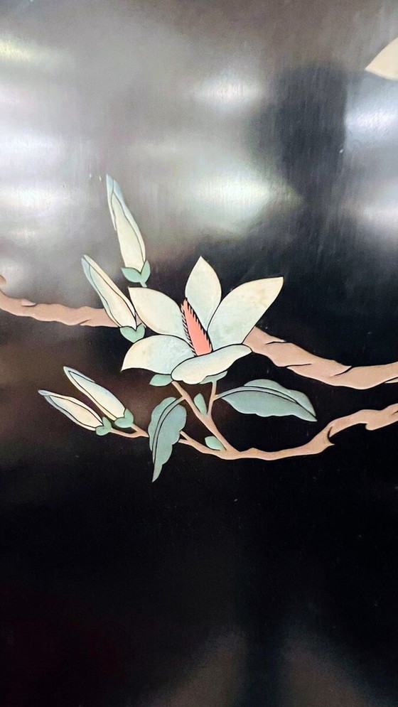 Image 1 of  Paravent à 6 panneaux en bois laqué et sculpté - Décorations double face - Chine - Vers 1950