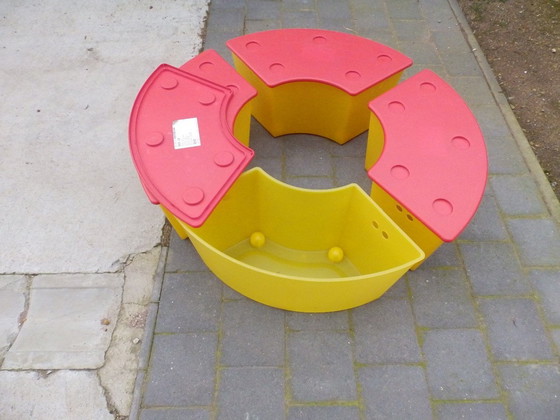 Image 1 of IKEA Design HAGBERG 4 Bancs Coffres Enfants en Plastique Jaune et Rouge