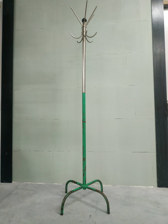 Image 1 of Porte-manteau vintage industriel en métal chromé (2 pièces/couleurs présentes)