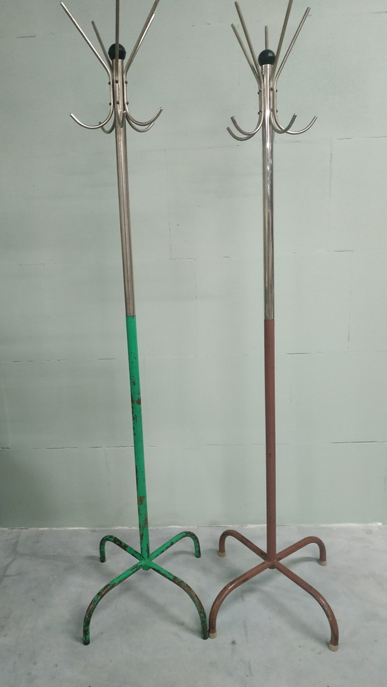 Image 1 of Porte-manteau vintage industriel en métal chromé (2 pièces/couleurs présentes)